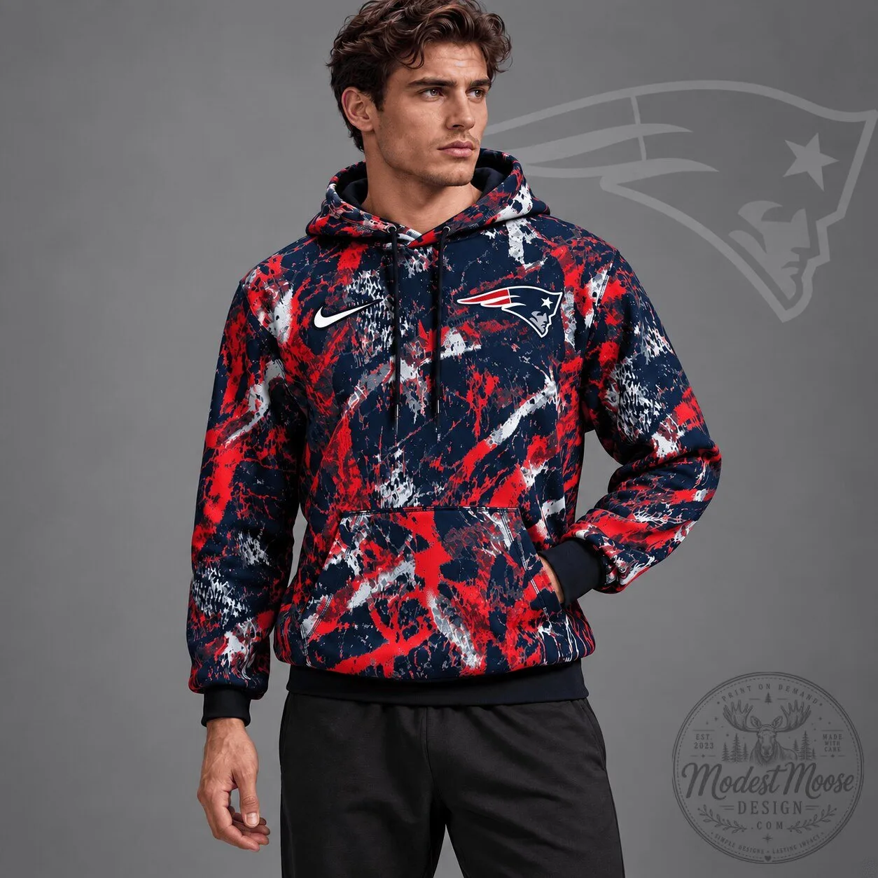 New England Patriots Distressed Brush Camo Pullover Hoodie